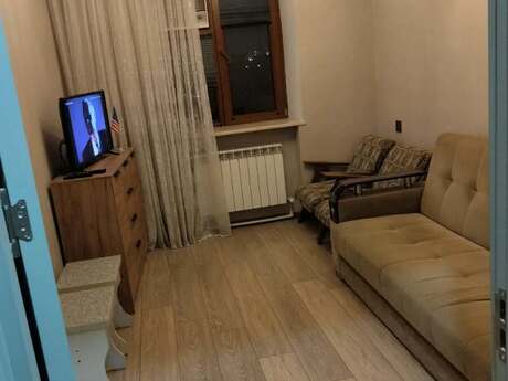 Elan №6548279 - Bakı, Nəriman Nərimanov m., 3 otaqlı, 80 m², 5/5 mərtəbə