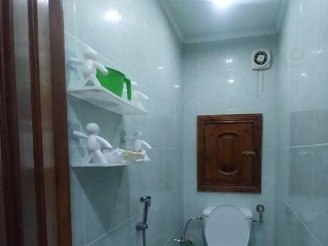 Sahildə 2 otaqlı köhnə tikili mənzil satılır, 52 m², 119 000 AZN, şəkil 4 / 8