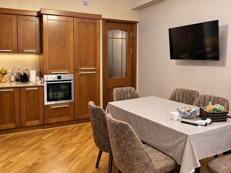 2-room new-build apartment for sale in Memar Əcəmi, 85 m², 245 000 AZN, photo 3 / 6