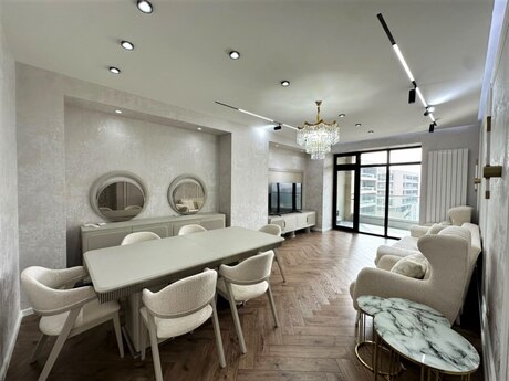 Grand Hayat kompleksində 3 otaqlı yeni tikili mənzil kirayə verilir, 150 m², 1 700 AZN/ay, şəkil 2 / 12