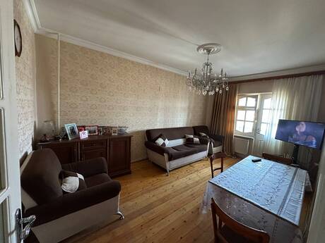 3 otaq · 90 m²