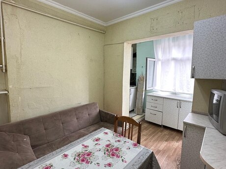 Yeni Günəşlidə 1 otaqlı köhnə tikili mənzil satılır, 40 m², 113 000 AZN, şəkil 4 / 10