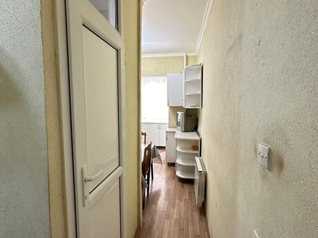 Yeni Günəşlidə 1 otaqlı köhnə tikili mənzil satılır, 40 m², 113 000 AZN, şəkil 3 / 10