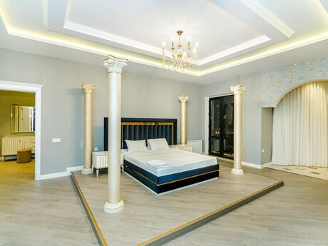 4 otaq · 250 m² · 10/15 mərtəbə, Sahil