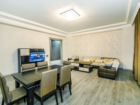 Sahildə 3 otaqlı mənzil günlük kirayə verilir, 150 m², 50 AZN/gün, şəkil 4 / 9