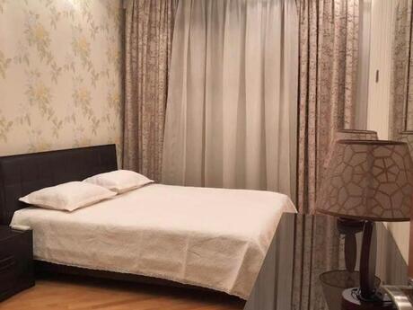 28 Mayda 3 otaqlı yeni tikili mənzil kirayə verilir, 150 m², 1 400 AZN/ay, şəkil 5 / 12