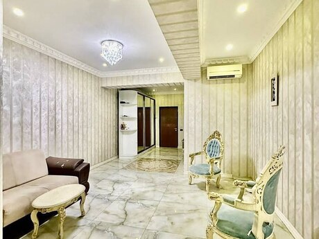 8 Noyabrda 4 otaqlı yeni tikili mənzil satılır, 235 m², 535 000 AZN, şəkil 4 / 12