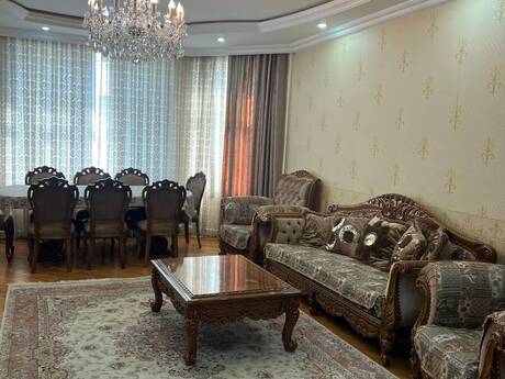 Gənclikdə 4 otaqlı yeni tikili mənzil kirayə verilir, 180 m², 1 350 AZN/ay, şəkil 2 / 12