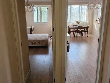 3-room old-build apartment for rent in Şah İsmayıl Xətai, 75 m², 1 000 AZN/mo, photo 5 / 12