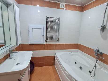 Elan №6548611 - Bakı, Həzi Aslanov m., 3 otaqlı, 105 m², 10/18 mərtəbə