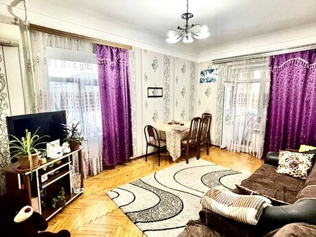 Elan №6548625 - Bakı, Nəriman Nərimanov m., 2 otaqlı, 60 m², 3/5 mərtəbə