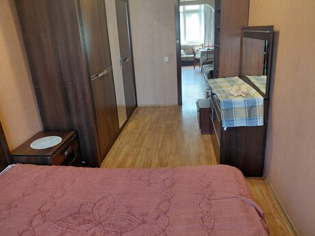 Azadlıq Prospektidə 2 otaqlı köhnə tikili mənzil kirayə verilir, 48 m², 600 AZN/ay, şəkil 4 / 10