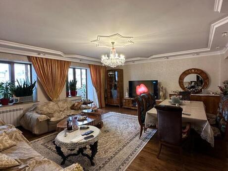 Продаётся 3-комнатная квартира в старом фонде, Nizami, 120 м², 350 000 AZN, фото 2 / 10