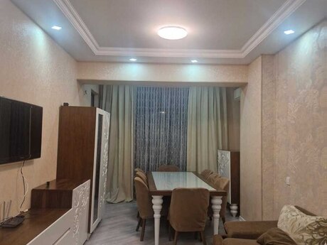 Объявление №6548680 - Баку, м. Шах Исмаил Хатаи, 2-комн., 75 м², 19/21 этаж