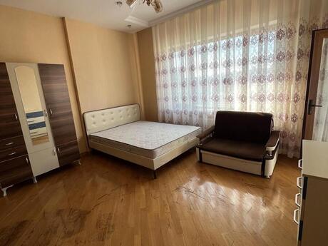28 Mayda 3 otaqlı yeni tikili mənzil satılır, 155 m², 410 000 AZN, şəkil 2 / 12