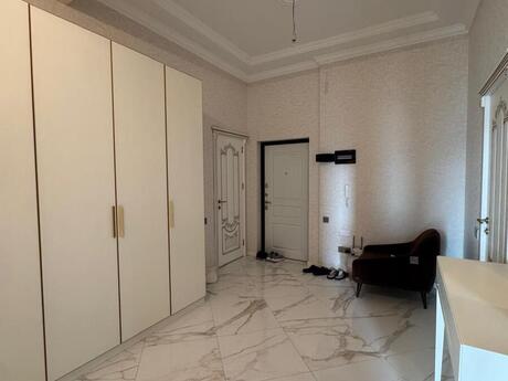 8 Noyabrda 3 otaqlı yeni tikili mənzil satılır, 110 m², 410 000 AZN, şəkil 2 / 8