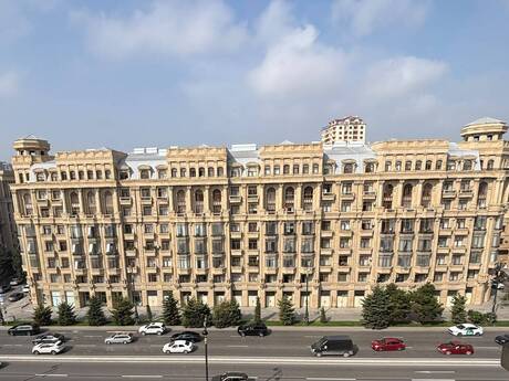 Elan №6548750 - Bakı, Nəriman Nərimanov m., 2 otaqlı, 80 m², 8/8 mərtəbə