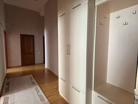 Nəriman Nərimanovda 2 otaqlı yeni tikili mənzil kirayə verilir, 80 m², 1 000 AZN/ay, şəkil 2 / 11