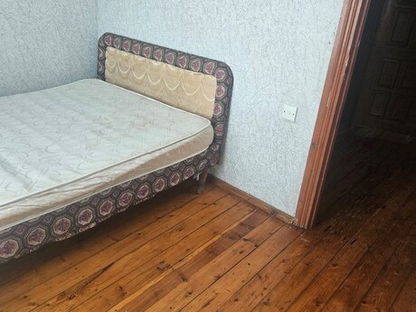 2-room old-build apartment for sale in Xalqlar Dostluğu, 42 m², 115 000 AZN, photo 4 / 10