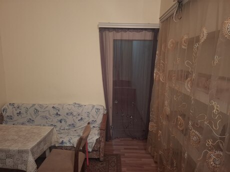 Сдаётся 2-комнатная квартира в старом фонде, NZS, 47 м², 370 AZN/мес, фото 4 / 9