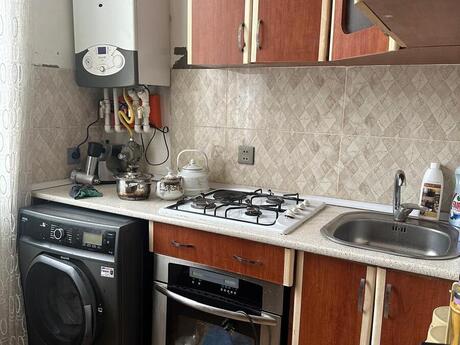 8-ci mikrorayonda 2 otaqlı köhnə tikili mənzil kirayə verilir, 55 m², 680 AZN/ay, şəkil 4 / 8