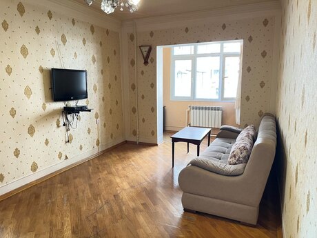 Elan №6548811 - Bakı, 8-ci mikrorayon q., 2 otaqlı, 65 m², 6/9 mərtəbə