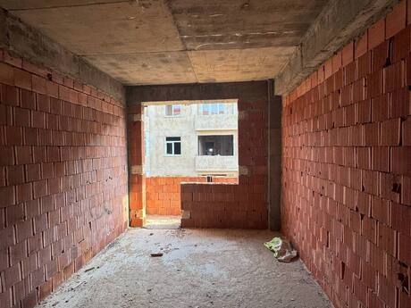 Qurtuluş 93 kompleksində 1 otaqlı yeni tikili mənzil satılır, 57 m², 67 000 AZN, şəkil 3 / 9