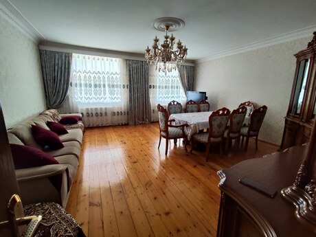 3 rooms · 82 m²
