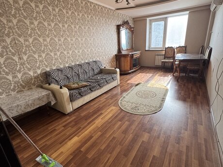 3 otaqlı mənzil, 82 m², Sabunçu, 600 AZN