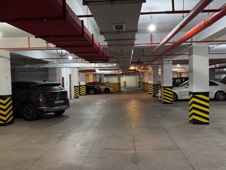 28 Mayda 3 otaqlı yeni tikili mənzil kirayə verilir, 100 m², 1 200 AZN/ay, şəkil 2 / 12