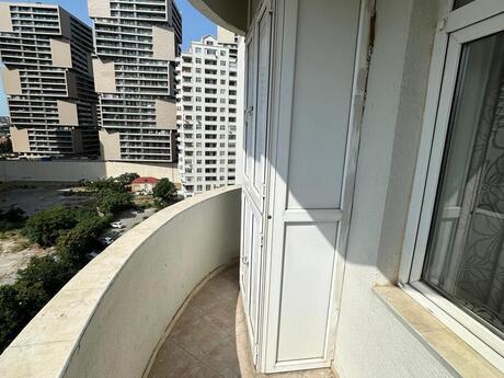Yasamalda 3 otaqlı yeni tikili mənzil kirayə verilir, 120 m², 1 099 AZN/ay, şəkil 4 / 9