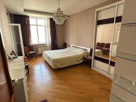 Объявление №6548904 - Баку, Ясамальский р., 3-комн., 120 м², 8/18 этаж