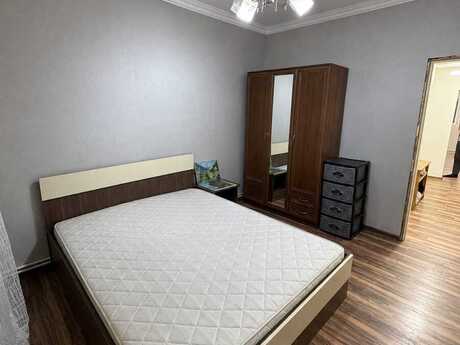 2-room old-build apartment for sale in Xalqlar Dostluğu, 65 m², 172 000 AZN, photo 3 / 7