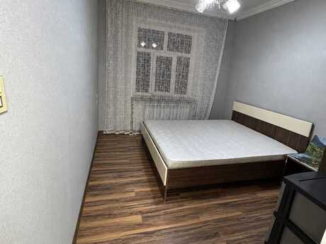 2-room old-build apartment for sale in Xalqlar Dostluğu, 65 m², 172 000 AZN, photo 2 / 7