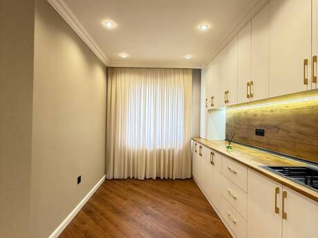 Yasamalda 2 otaqlı köhnə tikili mənzil satılır, 60 m², 195 000 AZN, şəkil 5 / 12