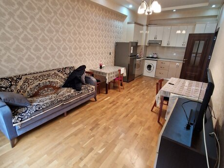 Qara Qarayevdə 2 otaqlı yeni tikili mənzil kirayə verilir, 50 m², 550 AZN/ay, şəkil 3 / 9