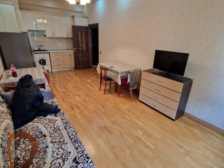 Qara Qarayevdə 2 otaqlı yeni tikili mənzil kirayə verilir, 50 m², 550 AZN/ay, şəkil 2 / 9