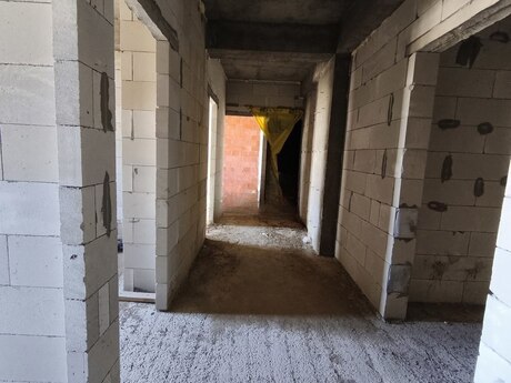 Qara Qarayevdə 2 otaqlı yeni tikili mənzil satılır, 76 m², 210 000 AZN, şəkil 2 / 4