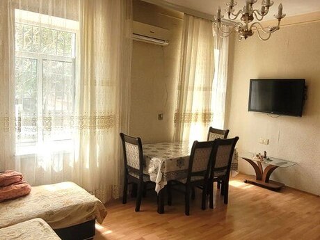 Nəriman Nərimanovda 3 otaqlı köhnə tikili mənzil satılır, 80 m², 215 000 AZN, şəkil 3 / 12