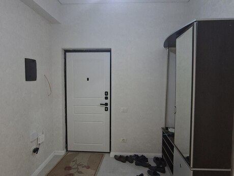 Yasamalda 3 otaqlı yeni tikili mənzil kirayə verilir, 115 m², 900 AZN/ay, şəkil 2 / 12