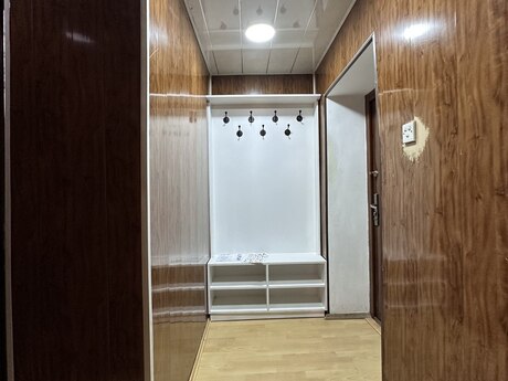 İnşaatçılarda 2 otaqlı köhnə tikili mənzil satılır, 55 m², 168 000 AZN, şəkil 4 / 12