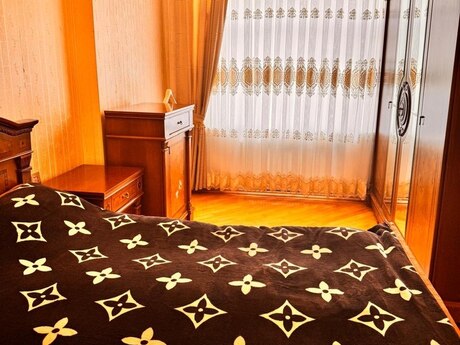 Bakıxanovda 5 otaqlı köhnə tikili mənzil satılır, 103 m², 265 000 AZN, şəkil 5 / 12