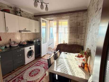 Сдаётся 3-комнатная квартира в старом фонде, Günəşli, 88 м², 550 AZN/мес, фото 3 / 6