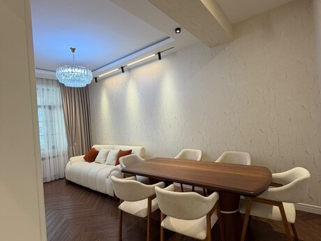 Renessans Palace kompleksində 2 otaqlı yeni tikili mənzil kirayə verilir, 70 m², 1 400 AZN/ay, şəkil 3 / 12