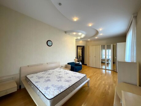 5-room new-build apartment for rent in Nizami, 320 m², 2 400 AZN/mo, photo 5 / 12
