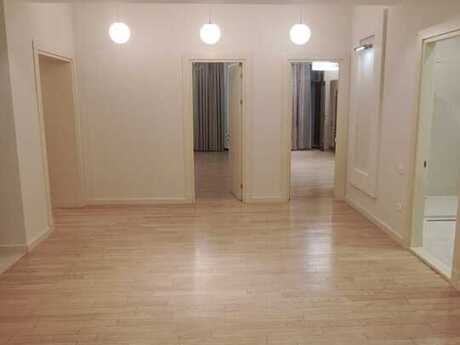 İnşaatçılarda 4 otaqlı yeni tikili mənzil satılır, 205 m², 545 000 AZN, şəkil 2 / 12