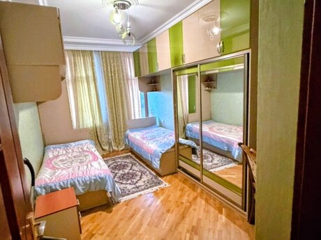3-room new-build apartment for sale in Elmlər Akademiyası, 175 m², 550 000 AZN, photo 2 / 7