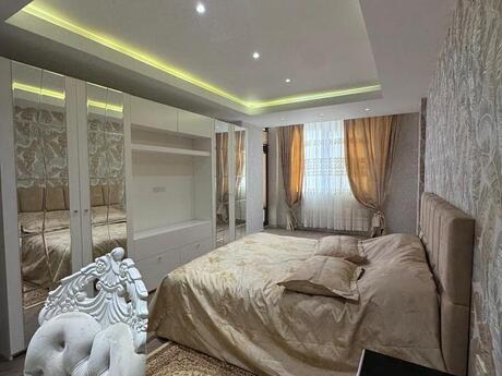3-room new-build apartment for rent in İzmir Residence, 180 m², 2 700 AZN/mo, photo 3 / 12