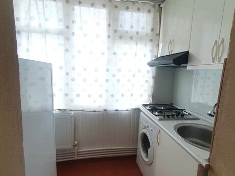 Elmlər Akademiyasında 2 otaqlı köhnə tikili mənzil kirayə verilir, 40 m², 550 AZN/ay, şəkil 5 / 9