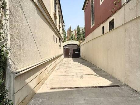 Əhmədlidə 8 otaqlı həyət evi kirayə verilir, 360 m², 4 000 AZN/ay, şəkil 2 / 12